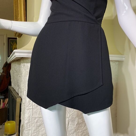 Abercrombie & Fitch Skort Romper Black - Picture 6 of 14